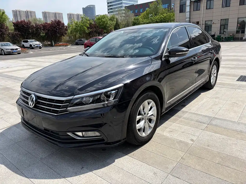 Volkswagen Passat 2017 — фото 1