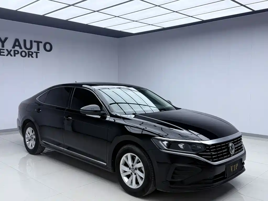 Volkswagen Passat 2023 — фото 3