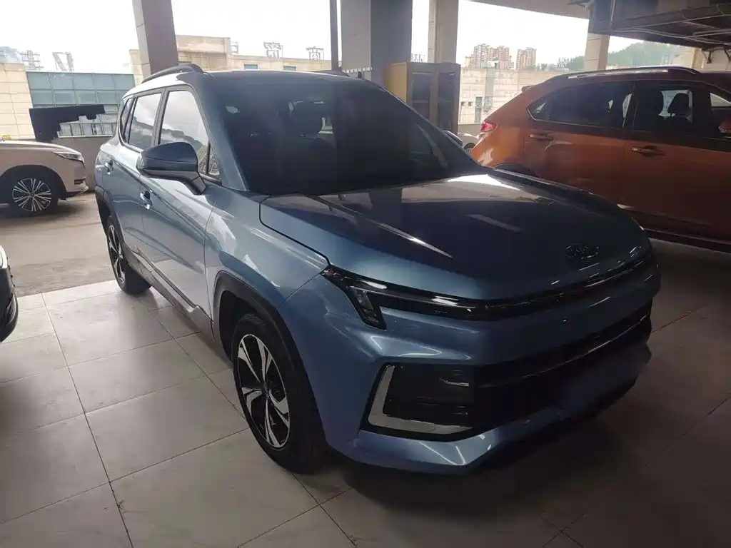 JAC X4 2021