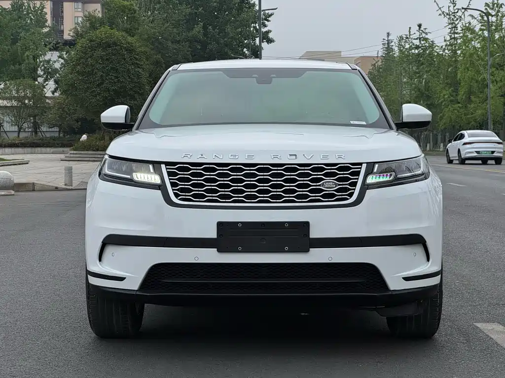Land Rover Velar 2020 — фото 2
