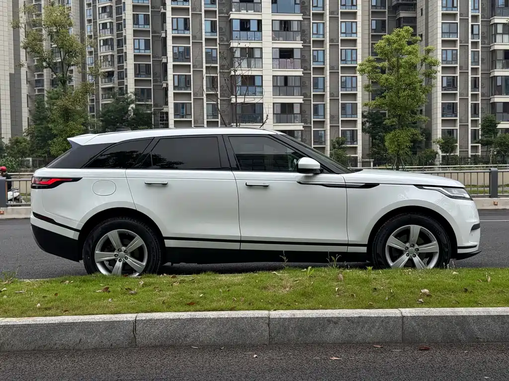 Land Rover Velar 2020 — фото 14