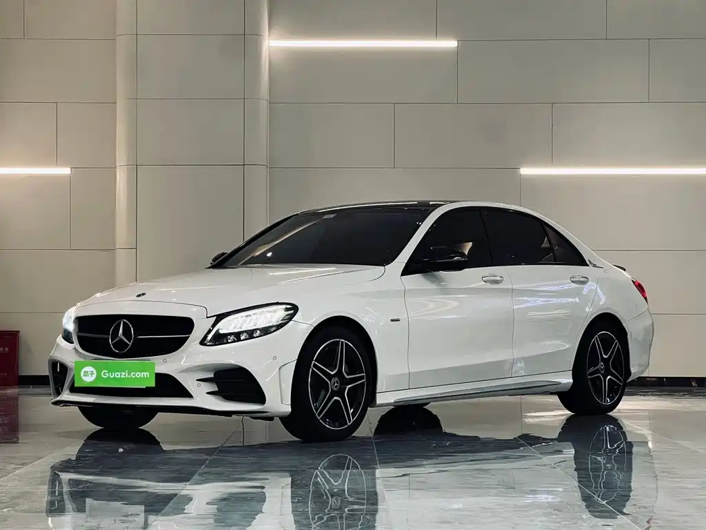 Mercedes-Benz C-Class 2021