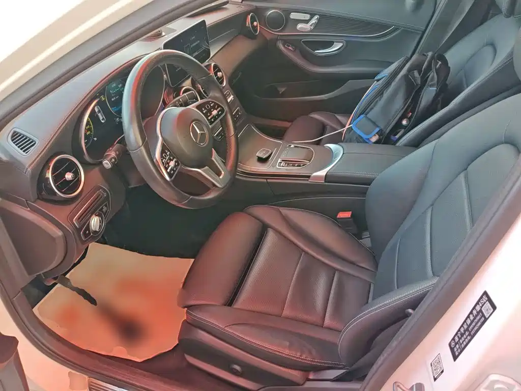 Mercedes-Benz C-Class 2019 — фото 11