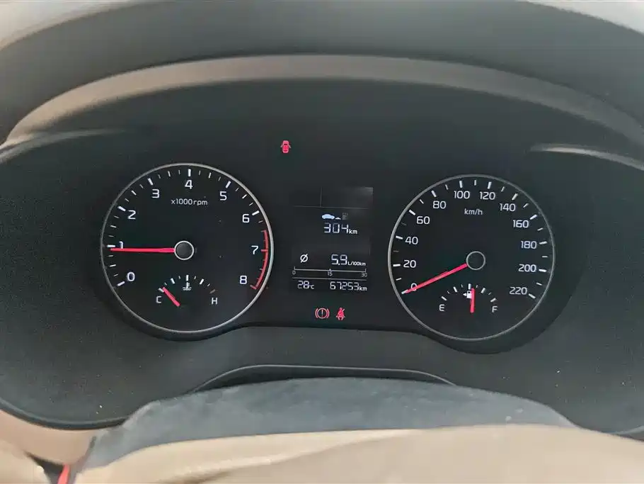 Kia KX Cross 2018 — фото 14