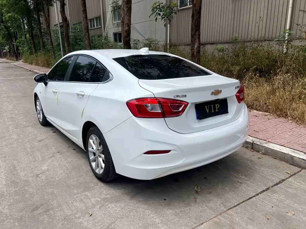 Chevrolet Cruze 2016 — фото 10