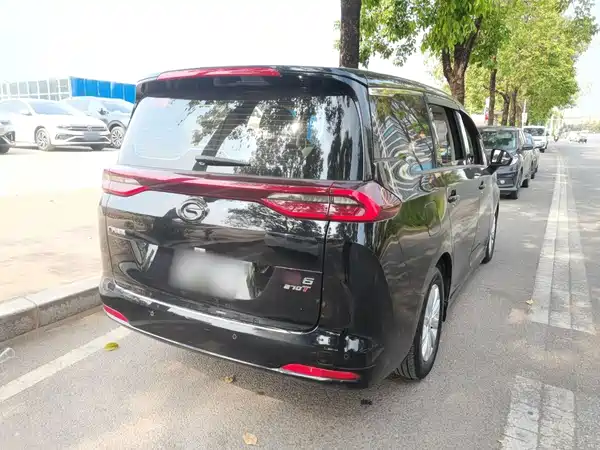 GAC Trumpchi M6 2020