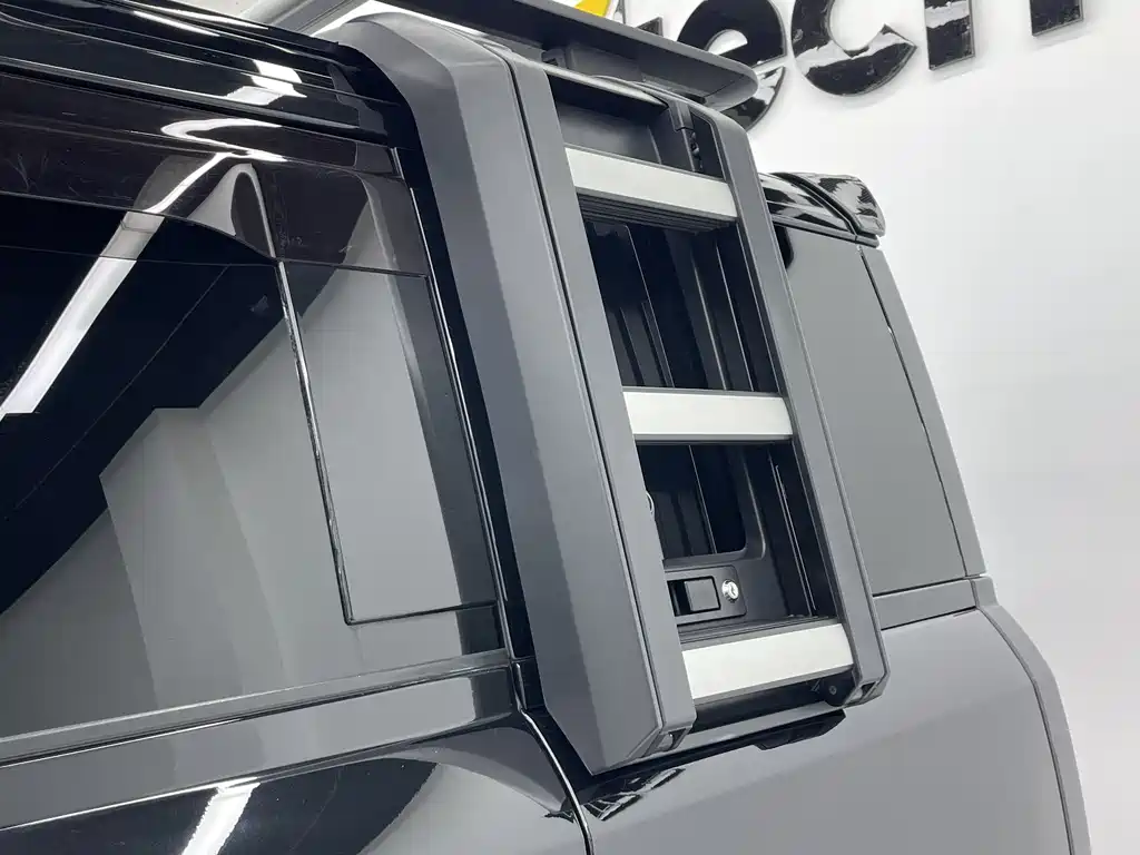 Land Rover Defender 2022 — фото 14