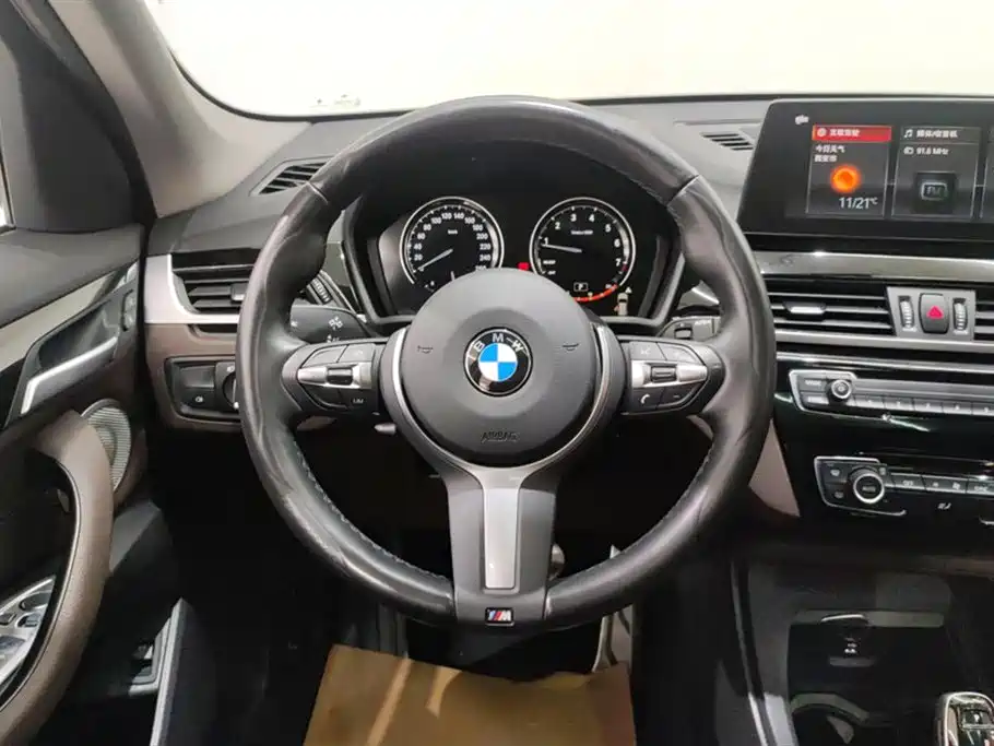 BMW X1 2022 — фото 15
