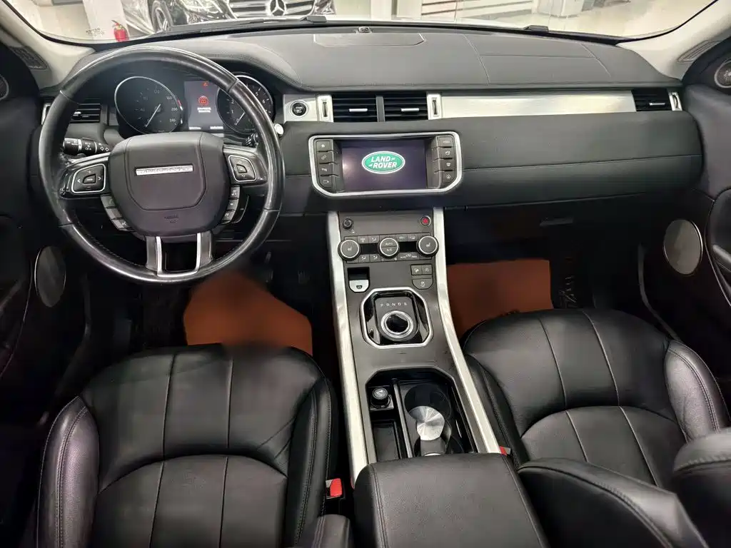 Land Rover Evoque 2017 — фото 17