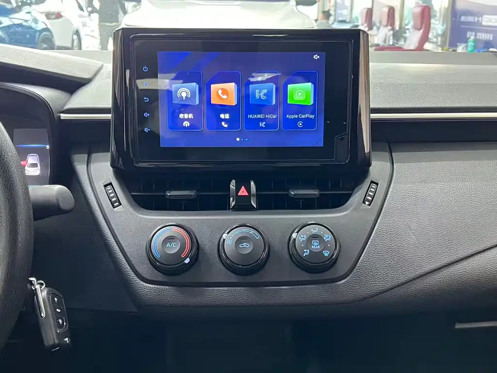 Toyota Corolla 2022 — фото 10