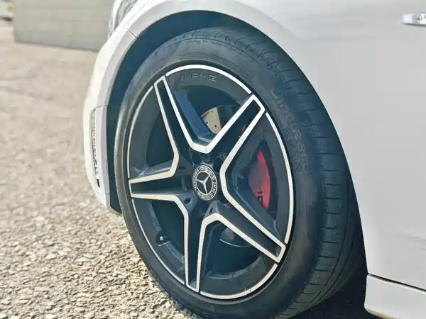 Mercedes-Benz C-Class 2019