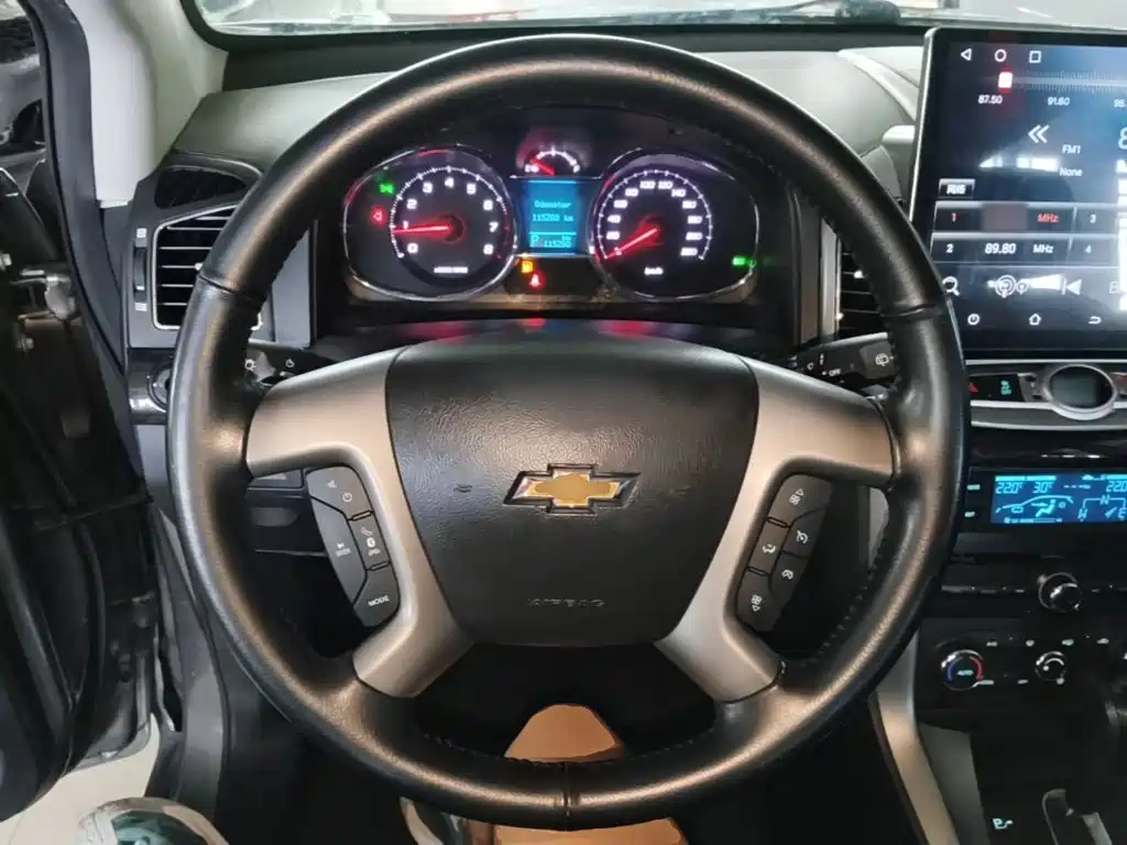 Chevrolet Captiva 2016 — фото 11