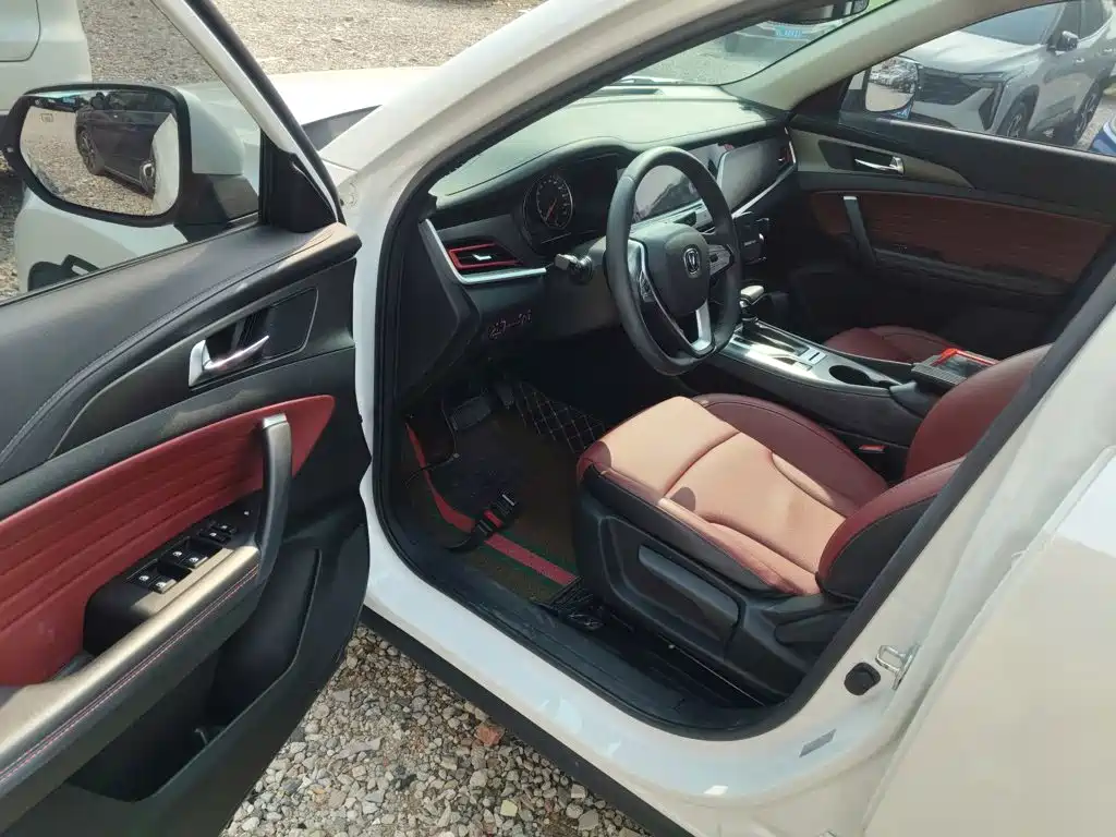 Changan CS35PLUS 2020 — фото 12