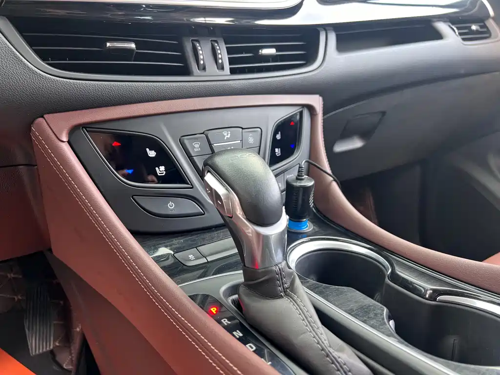 Buick Envision Plus 2021 — фото 13