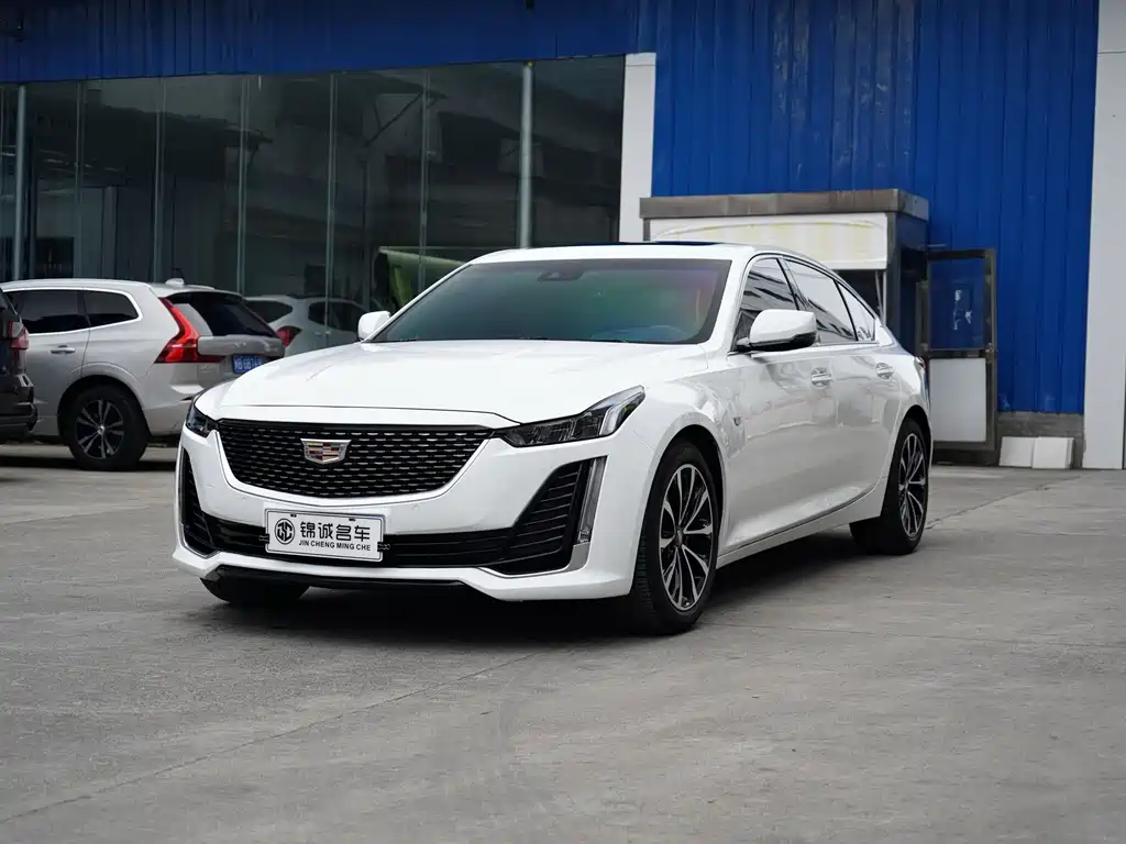 Cadillac CT5 2023 — фото 1