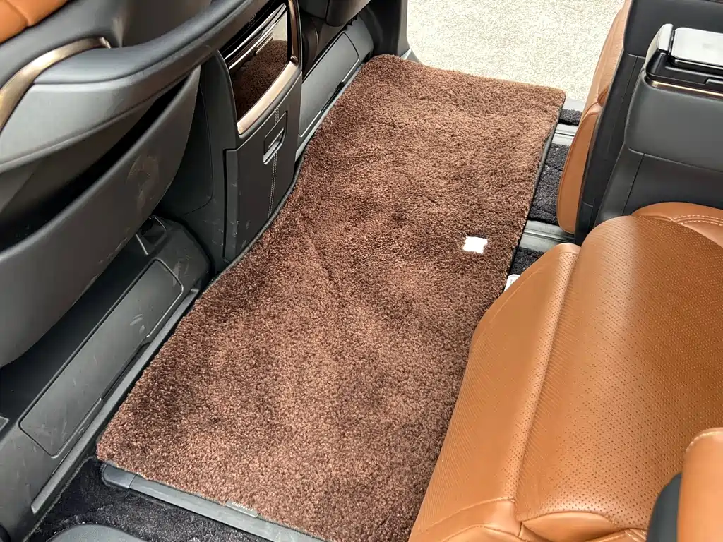 Toyota Alphard 2024 — фото 13
