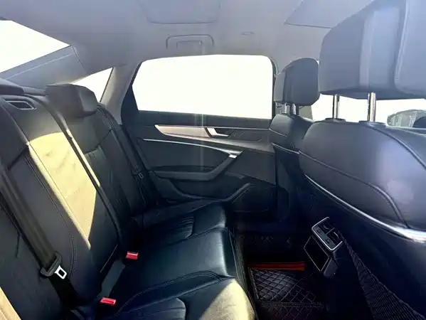 Audi A6L 2021