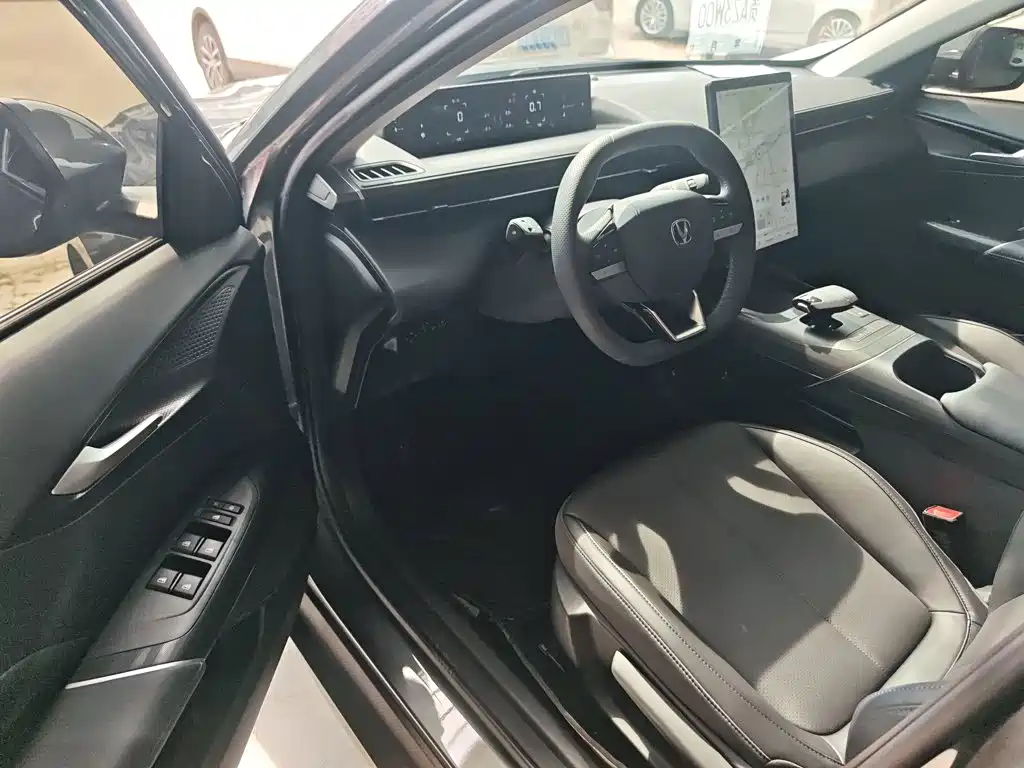 Changan Escape 2025 — фото 12