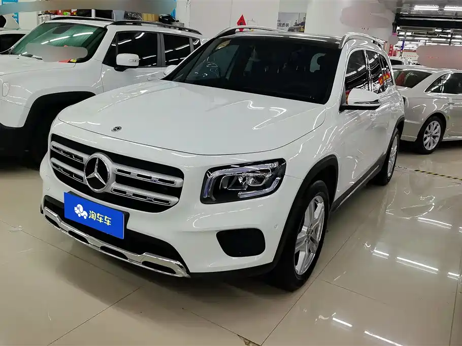 Mercedes-Benz GLB 2022 — фото 1