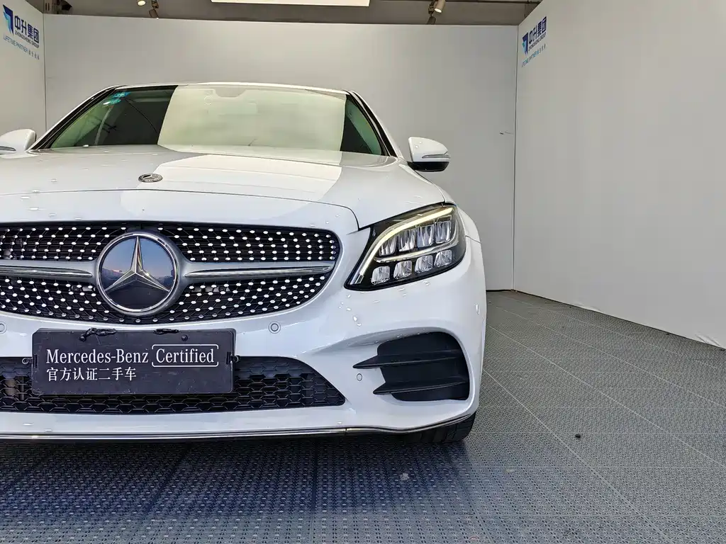 Mercedes-Benz C-Class 2020 — фото 20