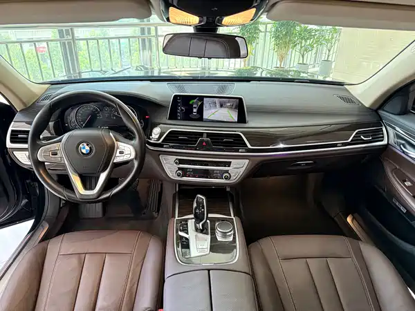 BMW 7 Series 2016