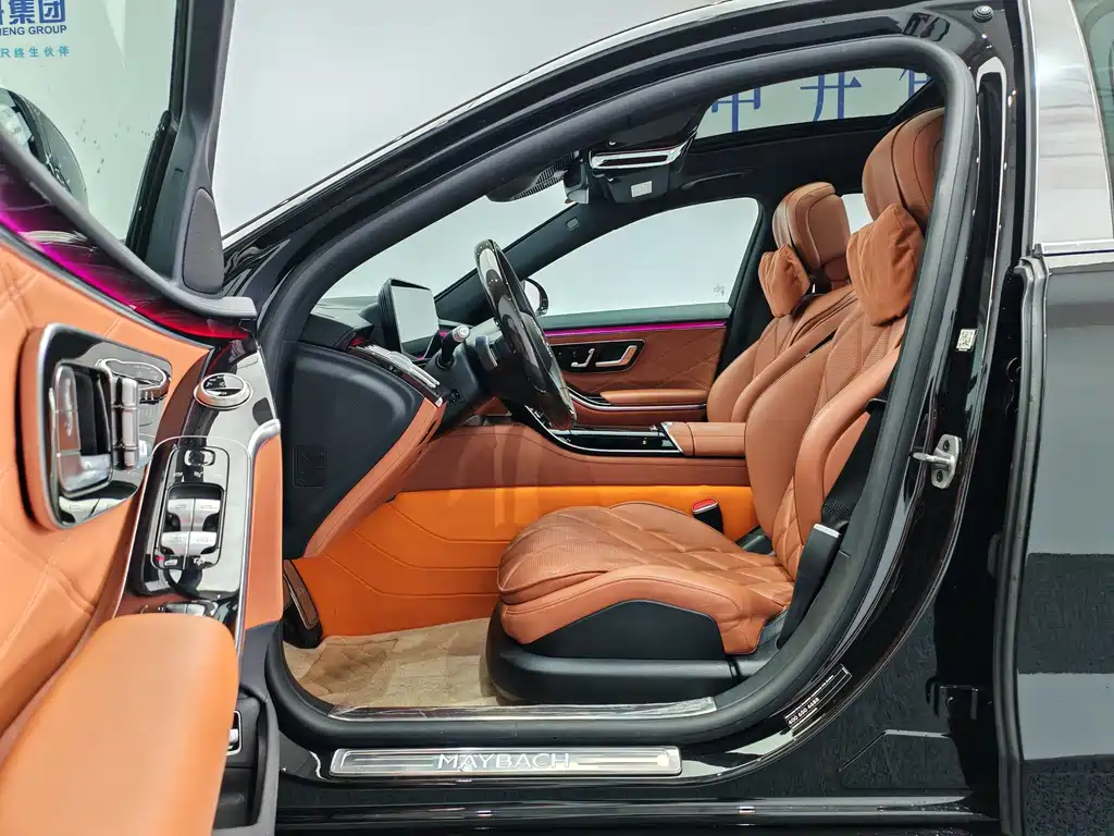 Mercedes-Benz Maybach S-Class 2025 — фото 11