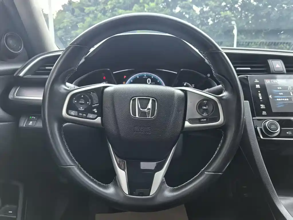 Honda Civic 2018 — фото 15