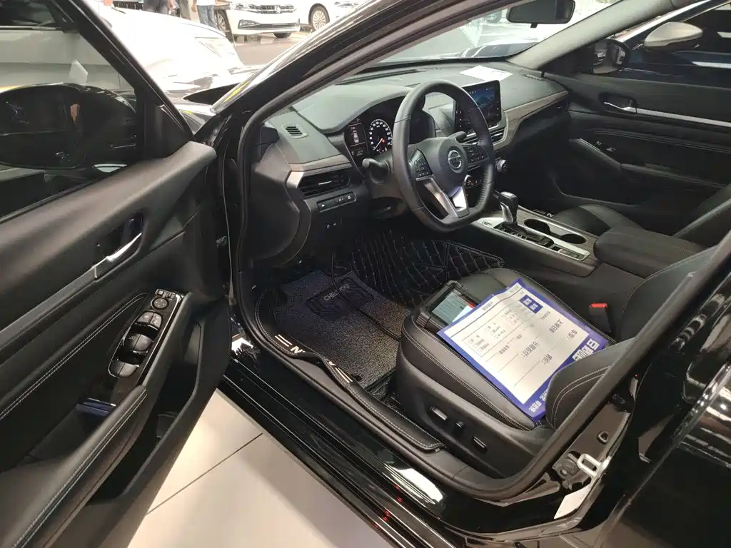 Nissan Teana 2023 — фото 12