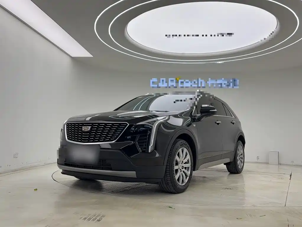 Cadillac XT4 2021 — фото 1