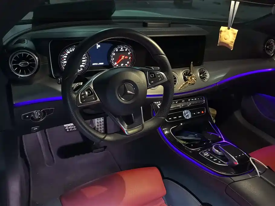 Mercedes-Benz E-Class 2018 — фото 12