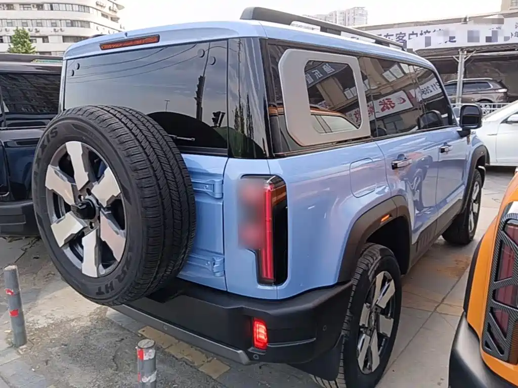 Beijing Off-Road BJ40 EREV 2025