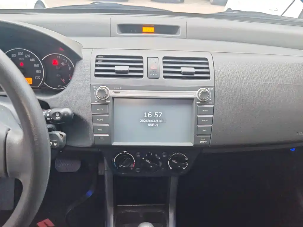 Suzuki Swift 2015
