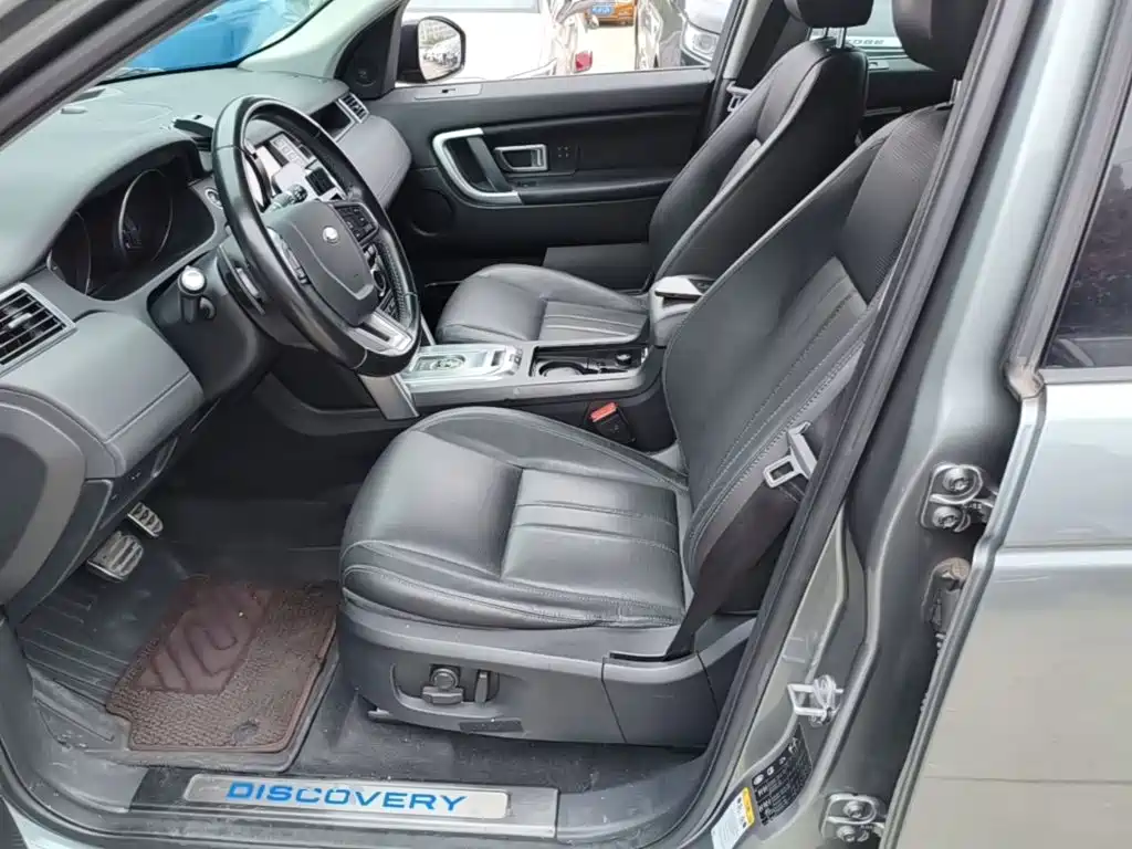 Land Rover Discovery Sport 2017 — фото 15