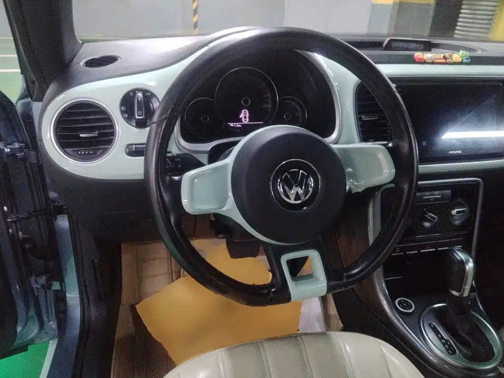 Volkswagen Beetle 2019