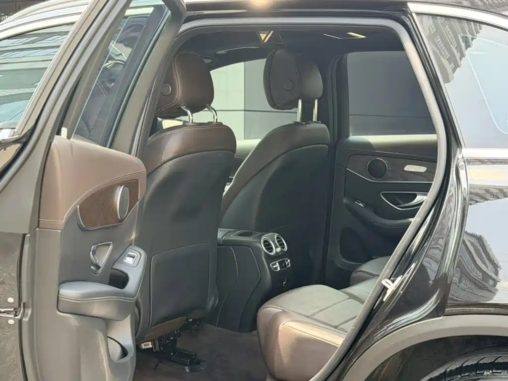 Mercedes-Benz GLC 2022 — фото 20
