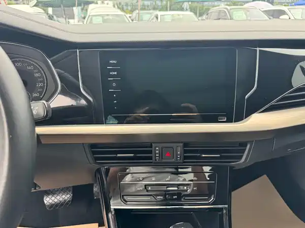 Volkswagen Passat 2021