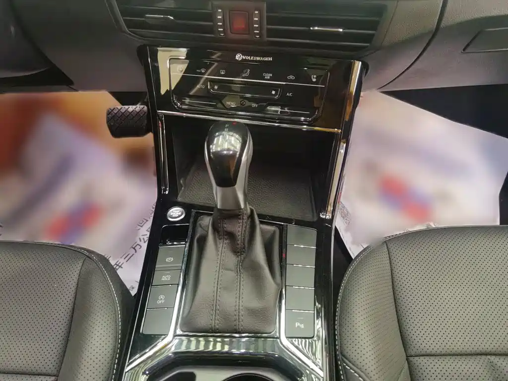 Volkswagen Passat 2025