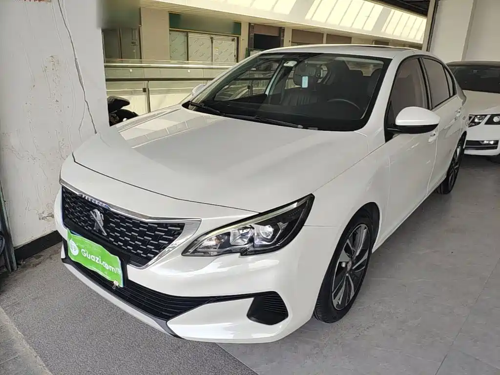 Peugeot 408 2020