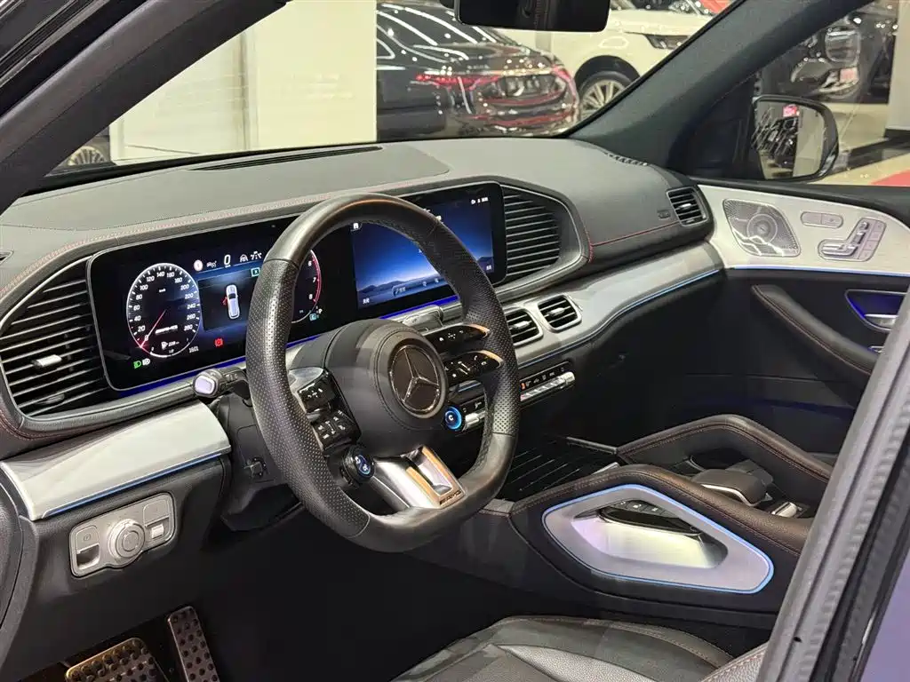 Mercedes-Benz GLE AMG 2024 — фото 10