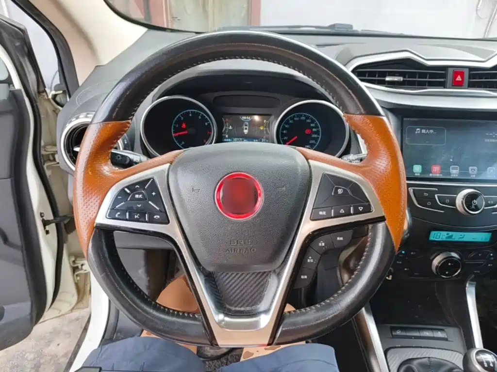 BYD Yuan 2017 — фото 11
