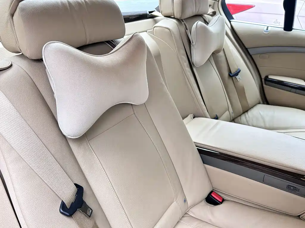 BMW 7 Series 2009 — фото 15