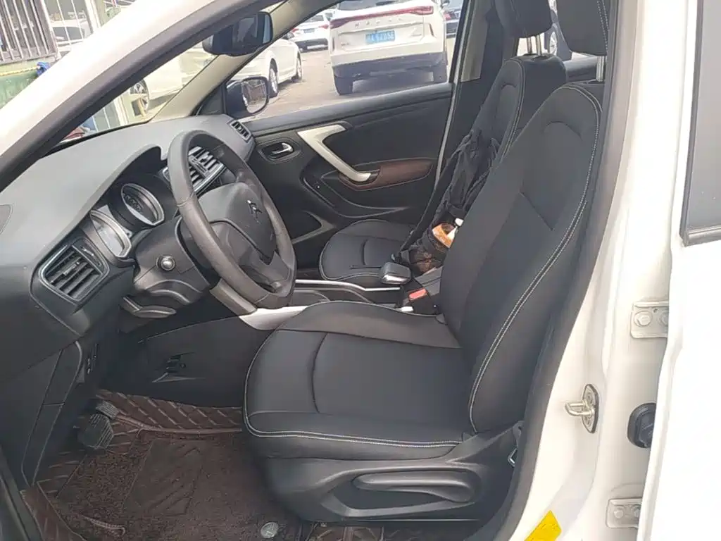 Citroen C3-XR 2015 — фото 15