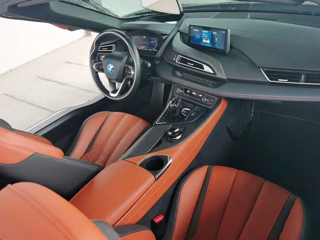 BMW i8 2020 — фото 27