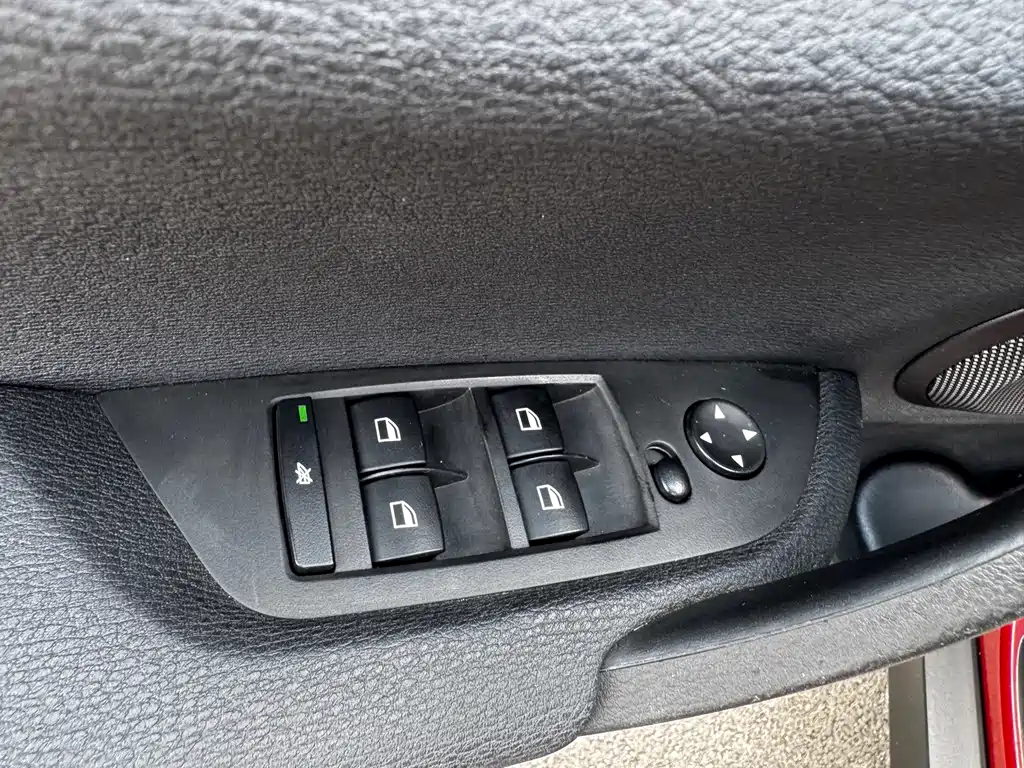 BMW X1 2015 — фото 17