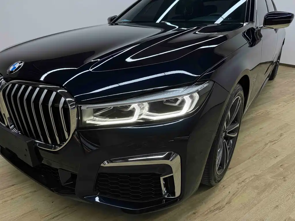 BMW 7 Series 2021 — фото 5
