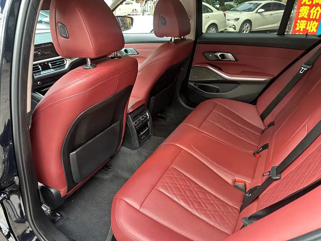 BMW 3 Series 2022