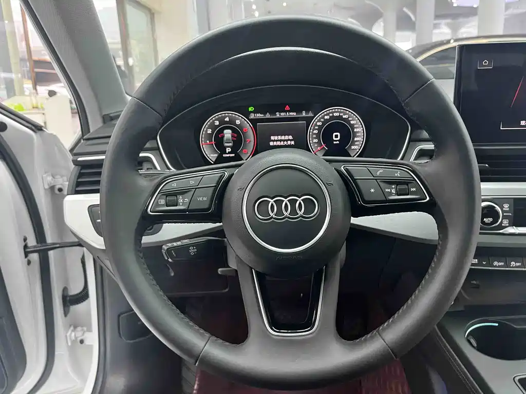 Audi A4L 2021 — фото 19