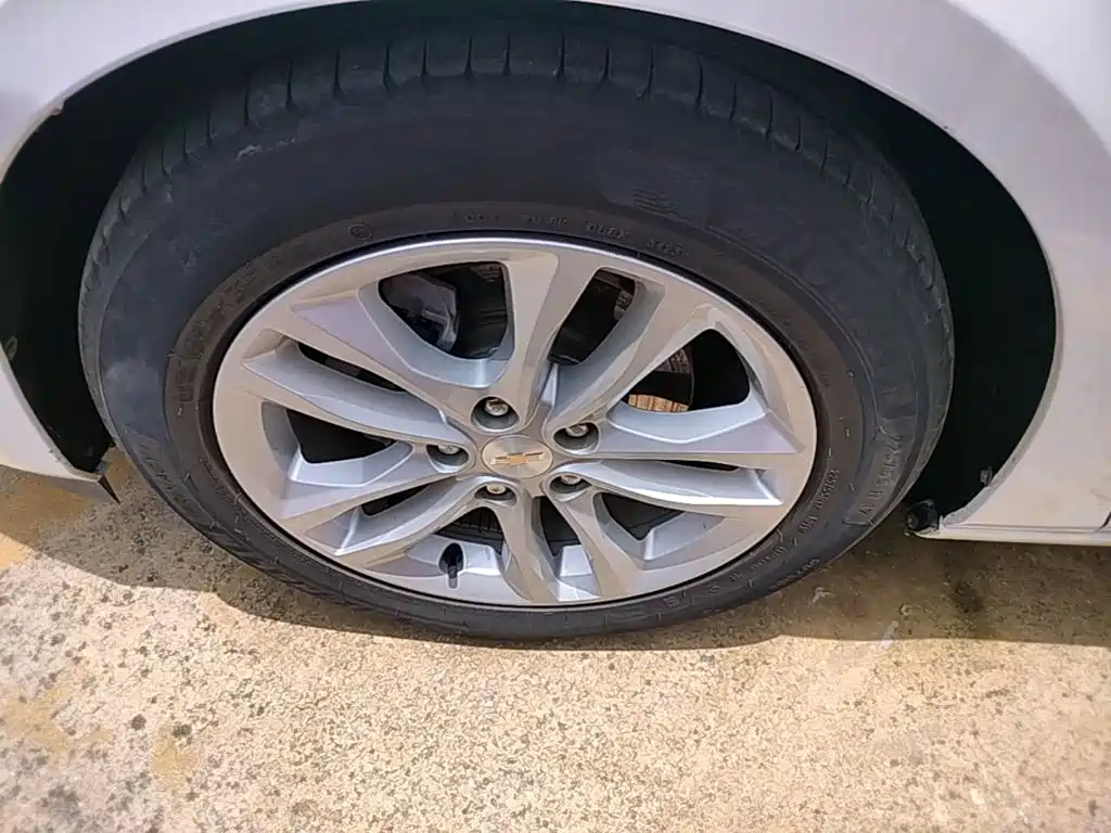 Chevrolet Malibu XL 2018 — фото 23