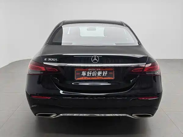 Mercedes-Benz E-Class 2023