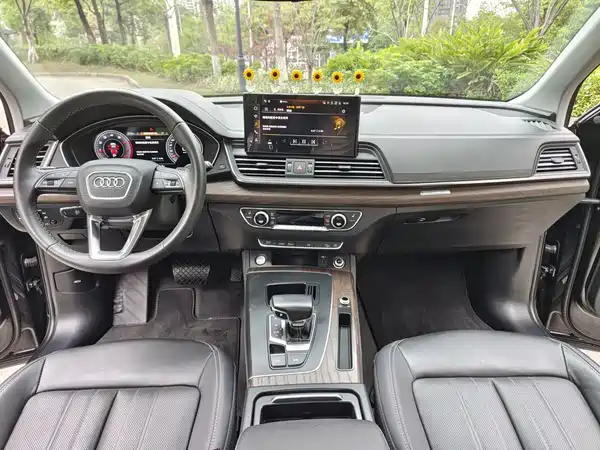 Audi Q5L 2024